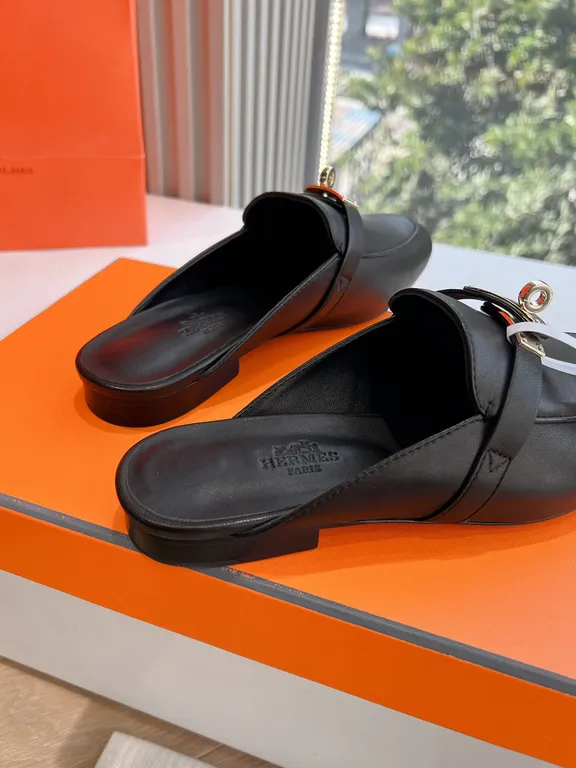 Hermes Shoe 